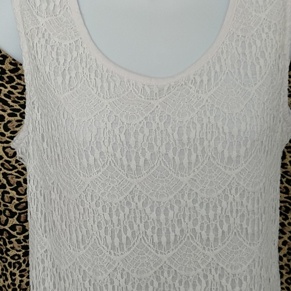 💥5for$20 💥White  lined cotton top by Verve Ami - Picture 2 of 3